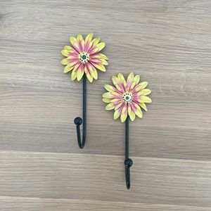 🌸3 for $30🌸 flower hooks